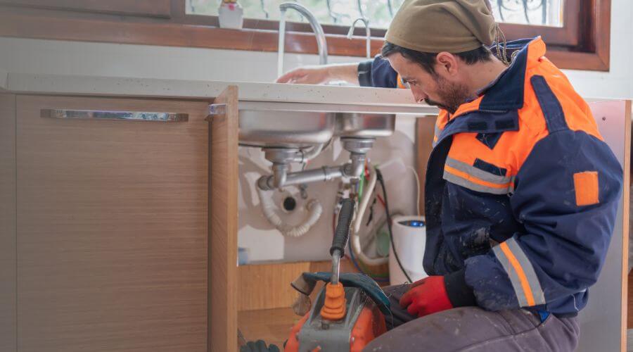 Expert burst pipe repair services in Hernshaw, WV